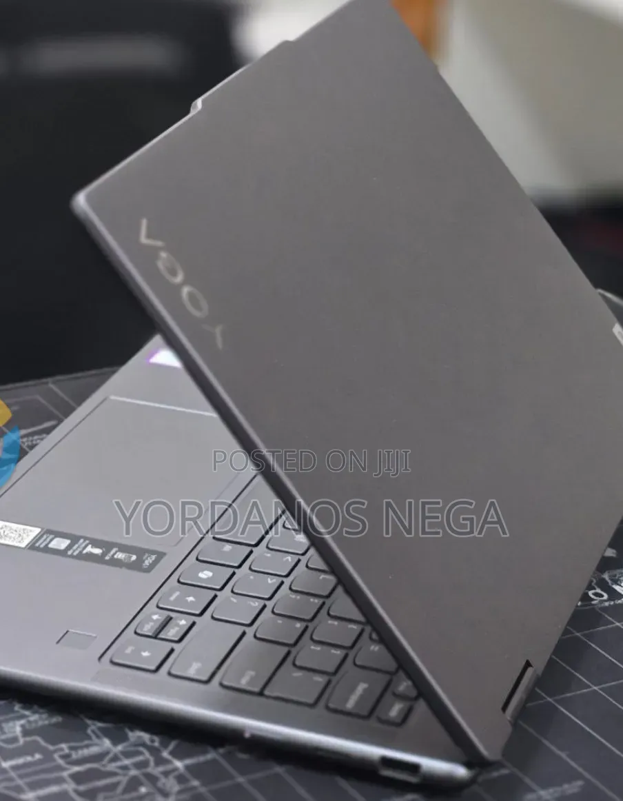 New Laptop Lenovo Yoga 3 16GB Intel Core Ultra 5 SSD 512GB