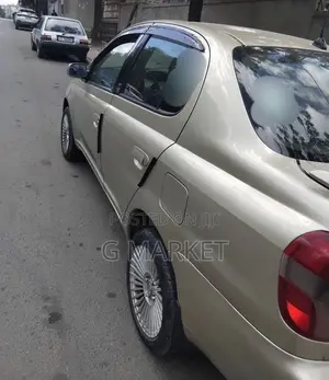Toyota Platz 2001 Silver