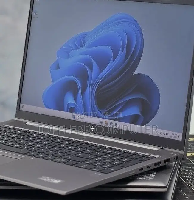 New Laptop HP ZBook 15 G6 16GB Intel Core i5 SSD 512GB