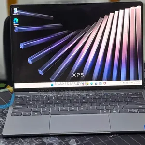New Laptop Dell XPS 13 8GB Intel Core 5 SSD 512GB