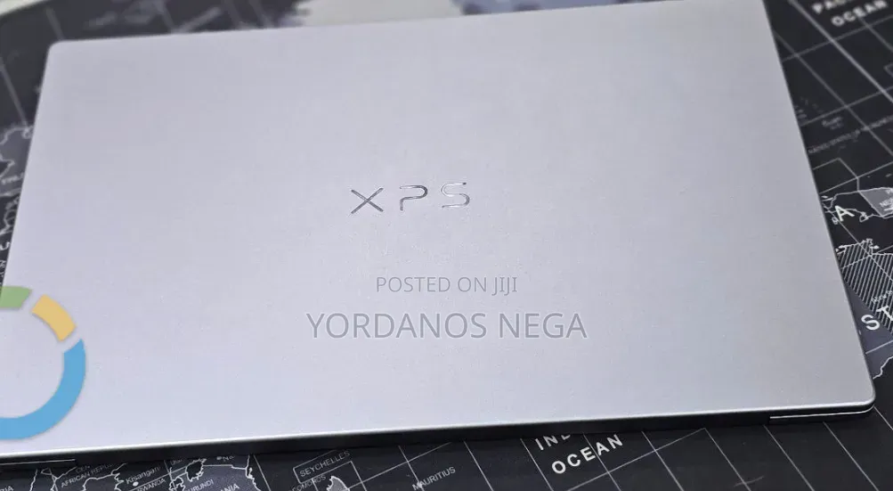 New Laptop Dell XPS 13 8GB Intel Core 5 SSD 512GB