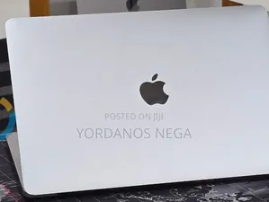 New Laptop Apple MacBook Pro 2020 M1 8GB Apple M1 SSD 256GB