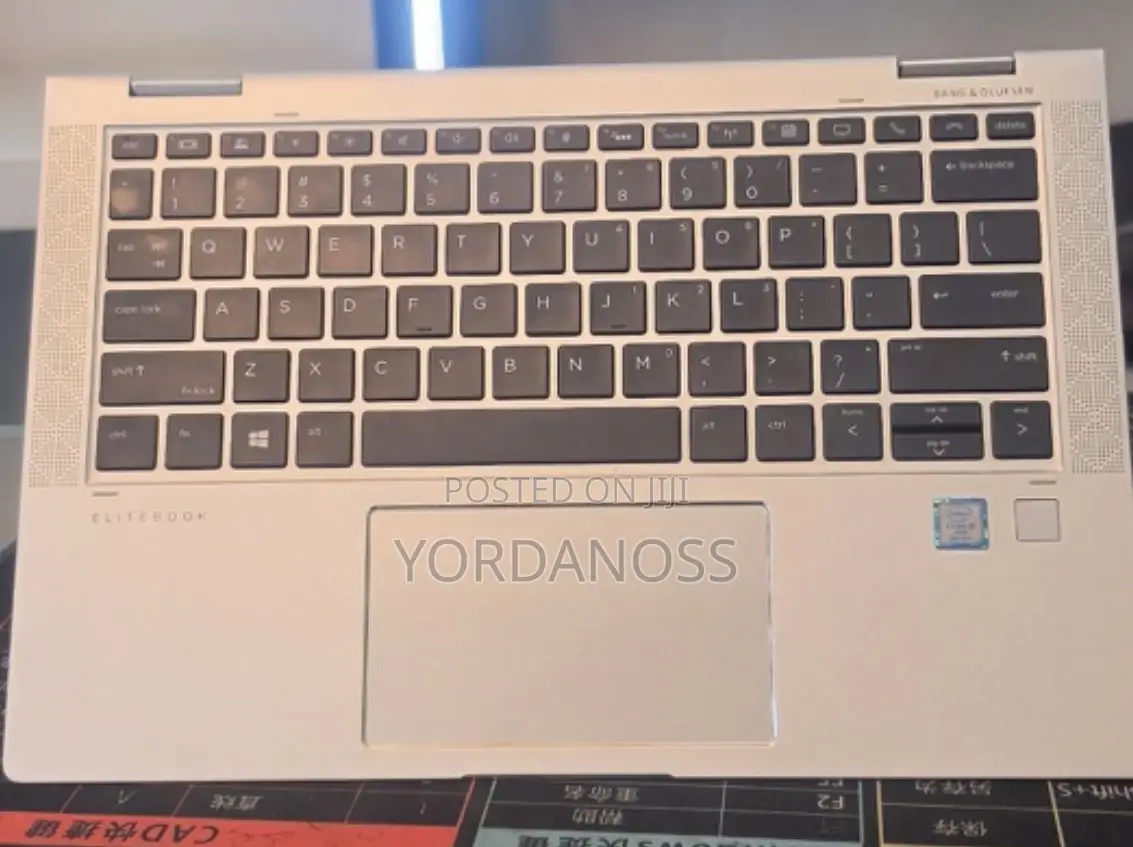 New Laptop HP EliteBook x360 1030 G4 8GB Intel Core i5 SSD 512GB
