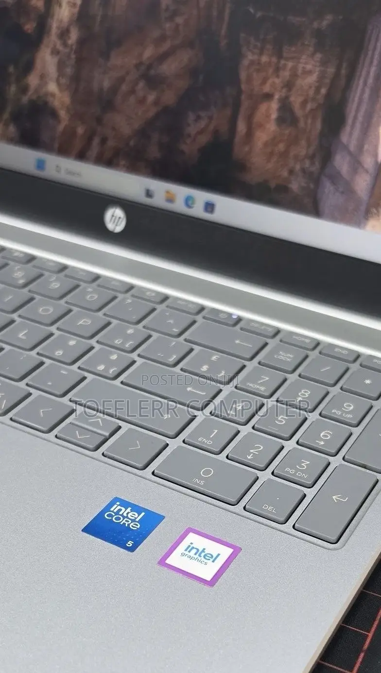 New Laptop HP Stream Notebook 16GB Intel Core i5 SSD 512GB