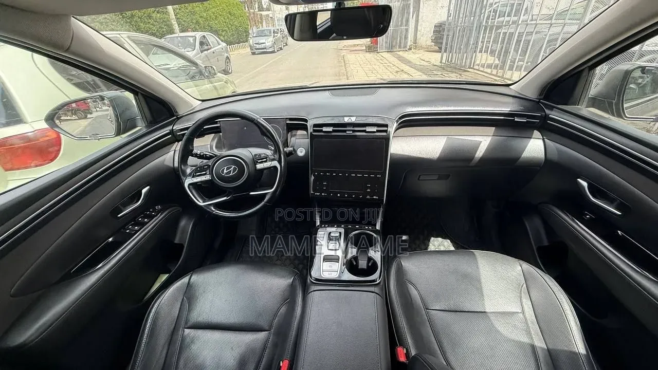 Hyundai Tucson 2023 Gray