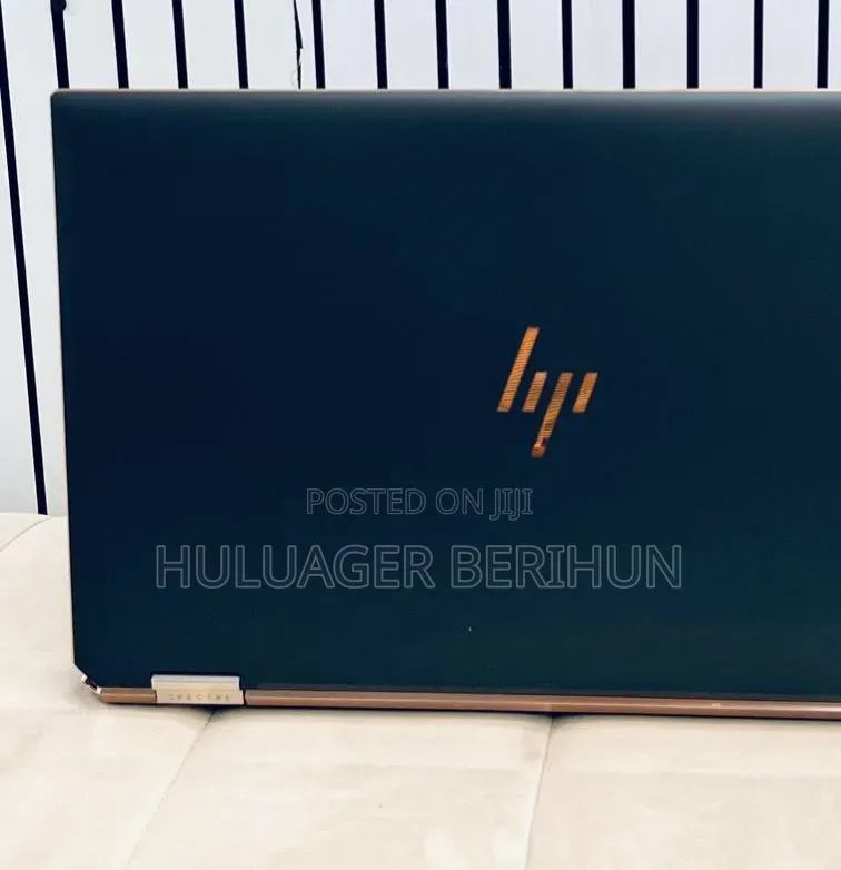 New Laptop HP Spectre 16GB Intel Core i7 SSD 1T