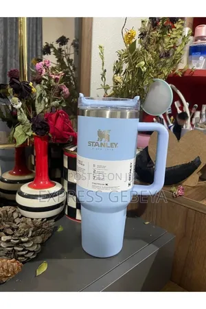 STANLEY Cup With Straw Insulated Tumbler Travel Cup