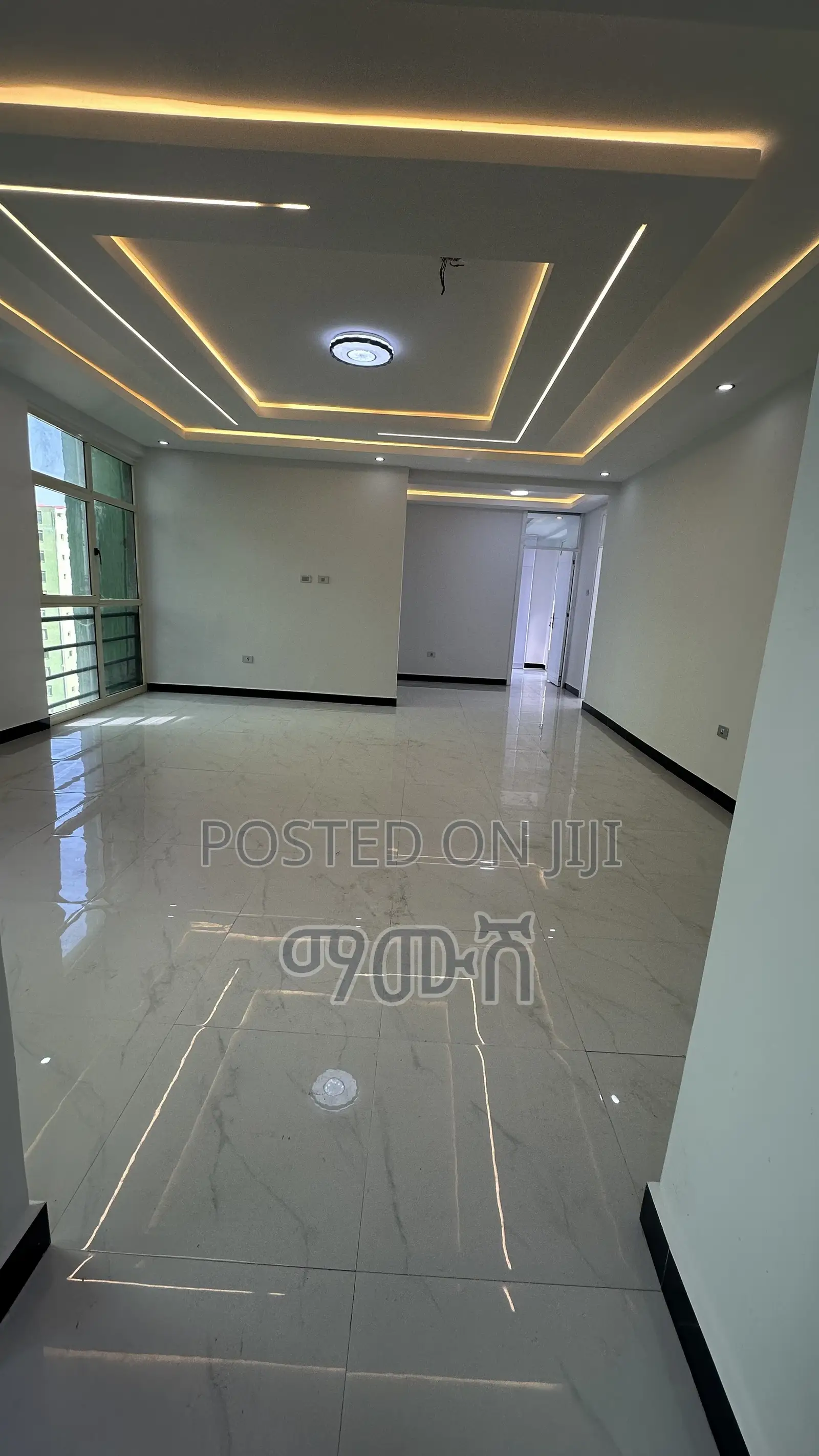 Furnished 3bdrm Condo in ለመኖሪያ ምቹ የሆነ አካባቢ, Bole for sale