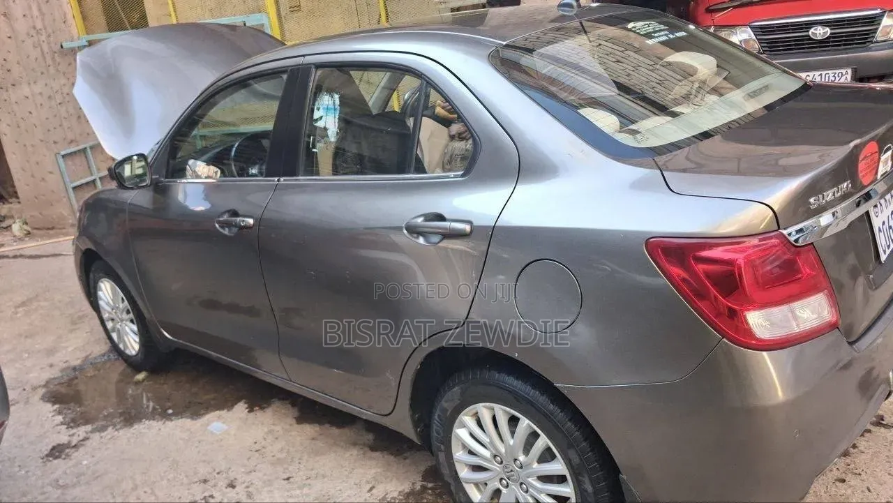 Suzuki Dzire 2021 Silver