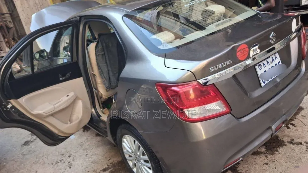 Suzuki Dzire 2021 Silver