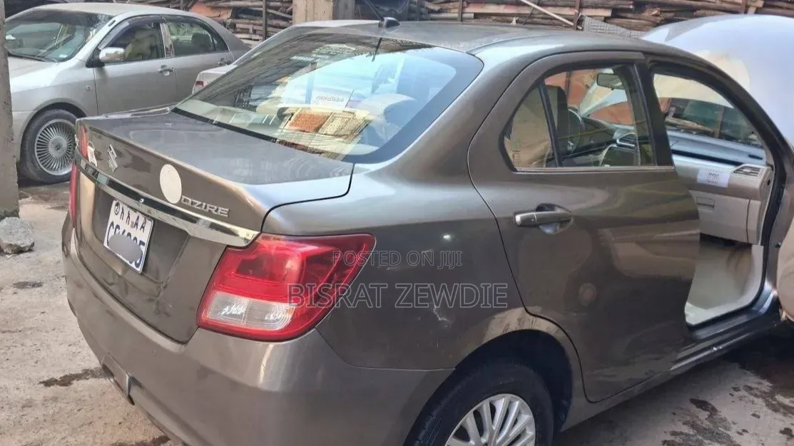 Suzuki Dzire 2021 Silver