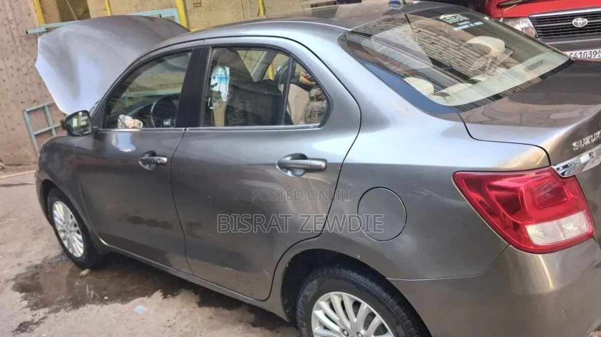 Suzuki Dzire 2021 Silver