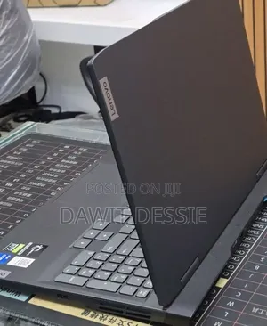 New Laptop Lenovo 16GB Intel Core i5 SSD 512GB