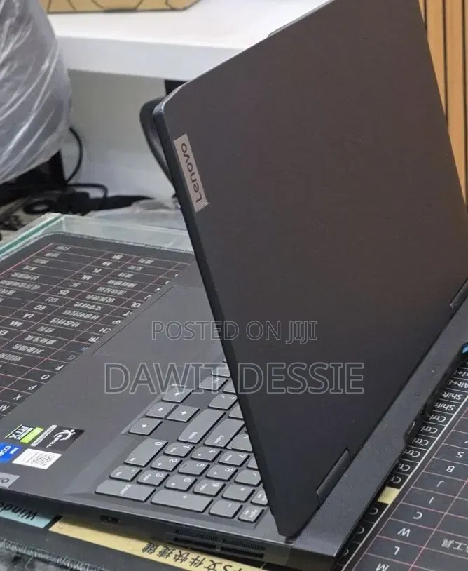 New Laptop Lenovo 16GB Intel Core i5 SSD 512GB