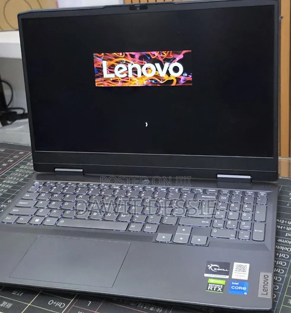 New Laptop Lenovo 16GB Intel Core i5 SSD 512GB