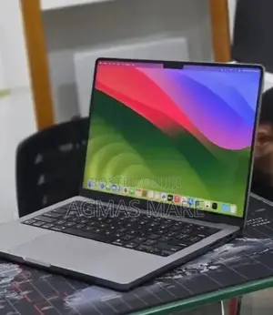 New Laptop Apple MacBook Pro 2024 M4 24GB Apple M4 SSD 1T