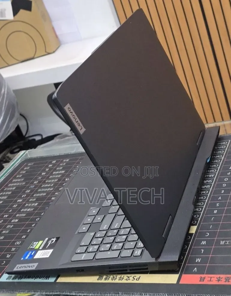 New Laptop Lenovo 16GB Intel Core i5 SSD 512GB
