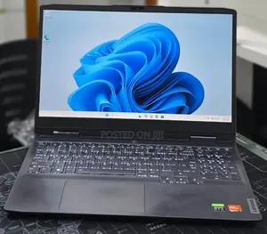 New Laptop Lenovo LOQ 15ARP9 16GB AMD Ryzen 7 SSD 512GB
