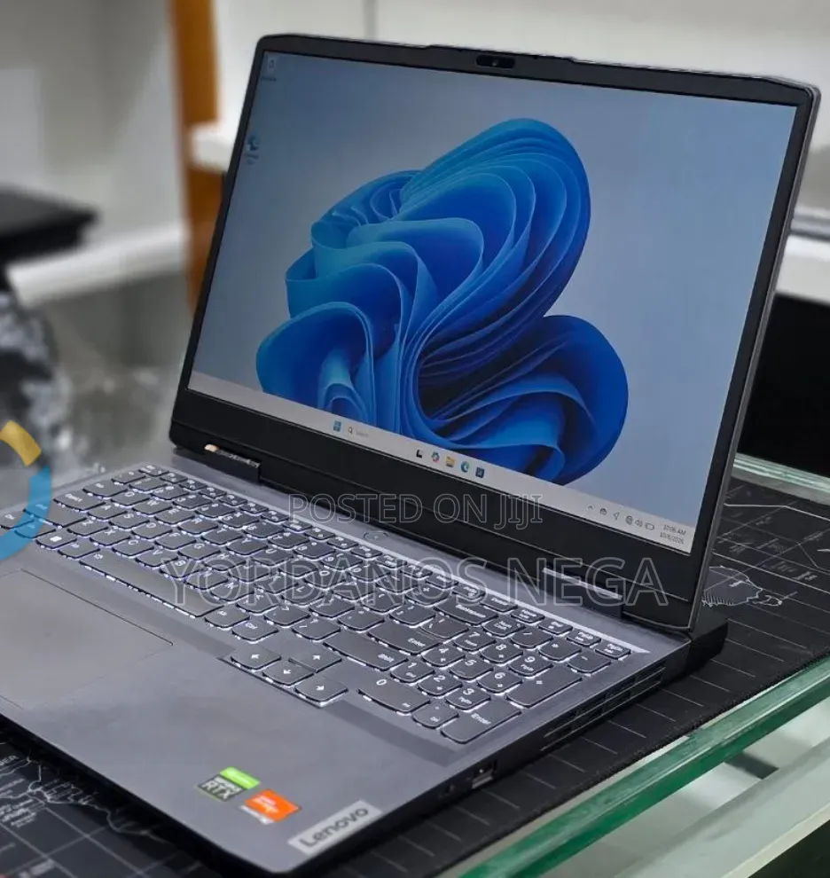 New Laptop Lenovo LOQ 15ARP9 16GB AMD Ryzen 7 SSD 512GB
