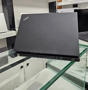 New Laptop Lenovo ThinkPad t495s 16GB AMD Ryzen 7 SSD 512GB