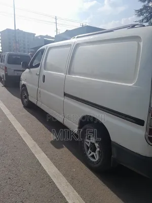 Toyota HiAce 2008 White