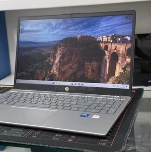 New Laptop HP Stream Notebook 16GB Intel Core i5 SSD 512GB