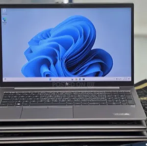 New Laptop HP 16GB Intel Core i5 SSD 512GB