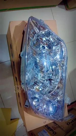 Corolla Head Lamp