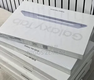 New Laptop Samsung Galaxy Book4 8GB SSD 128GB