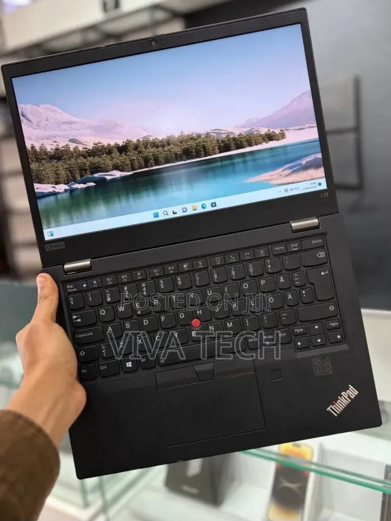 New Laptop Lenovo ThinkPad x13 Yoga 16GB Intel Core i5 SSD 512GB