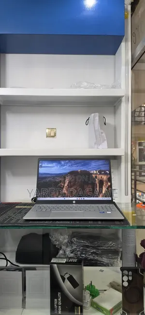 New Laptop HP Stream Notebook 16GB Intel Core 5 SSD 512GB