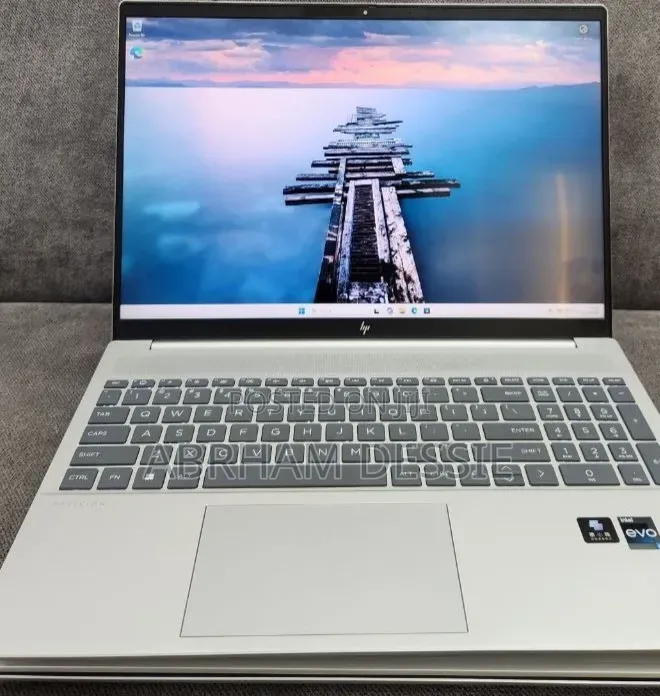 New Laptop HP 16GB Intel Core i7 SSD 1T
