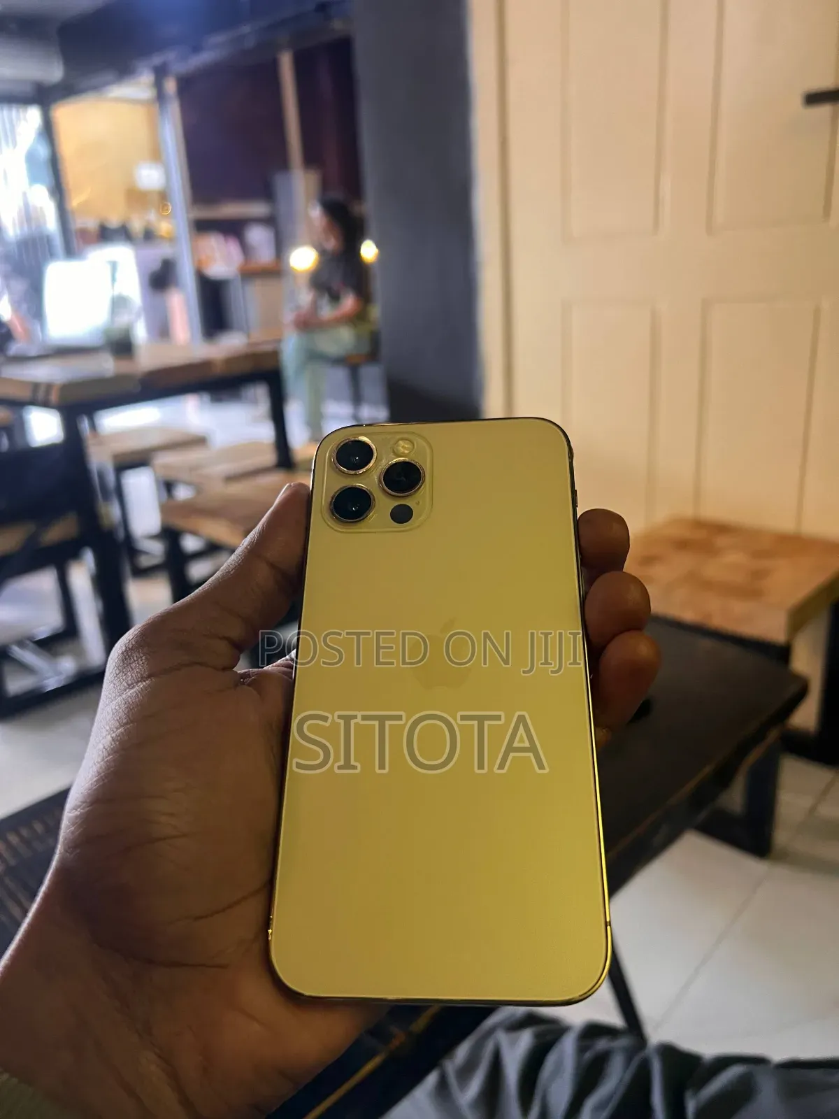 New Apple iPhone 12 Pro 256 GB Gold