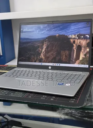 New Laptop HP Stream Notebook 16GB Intel Core 5 SSD 512GB