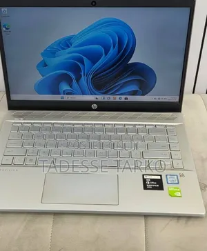 New Laptop HP Pavilion 14 8GB Intel Core i7 SSD 1T