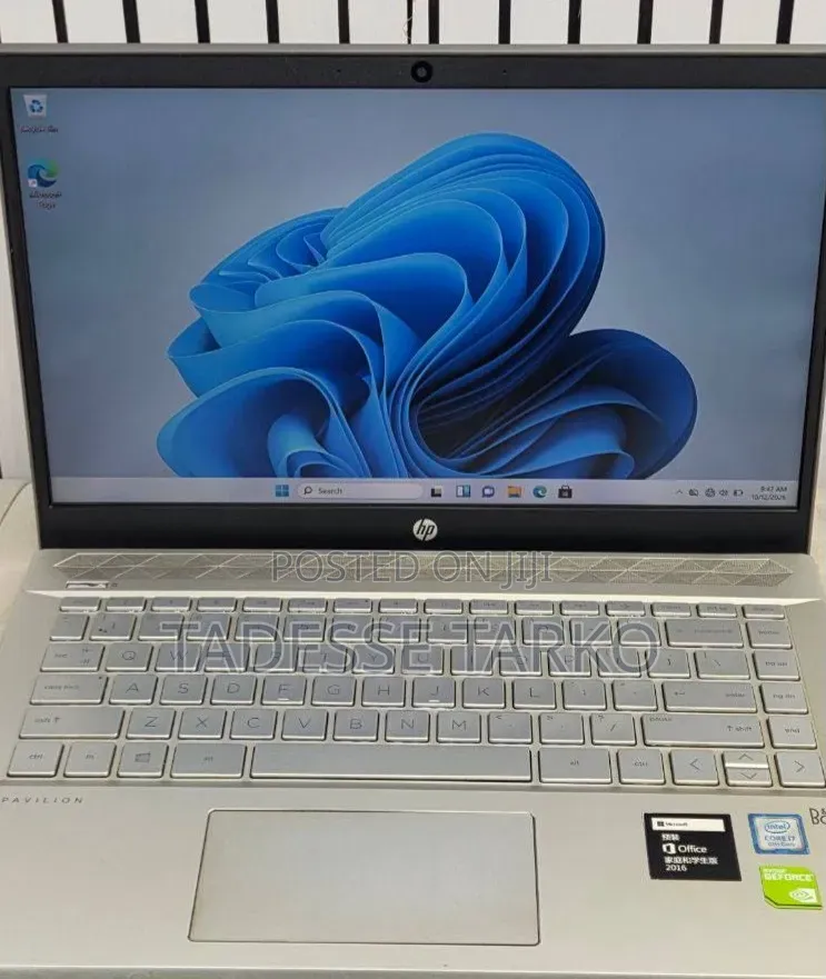 New Laptop HP Pavilion 14 8GB Intel Core i7 SSD 1T