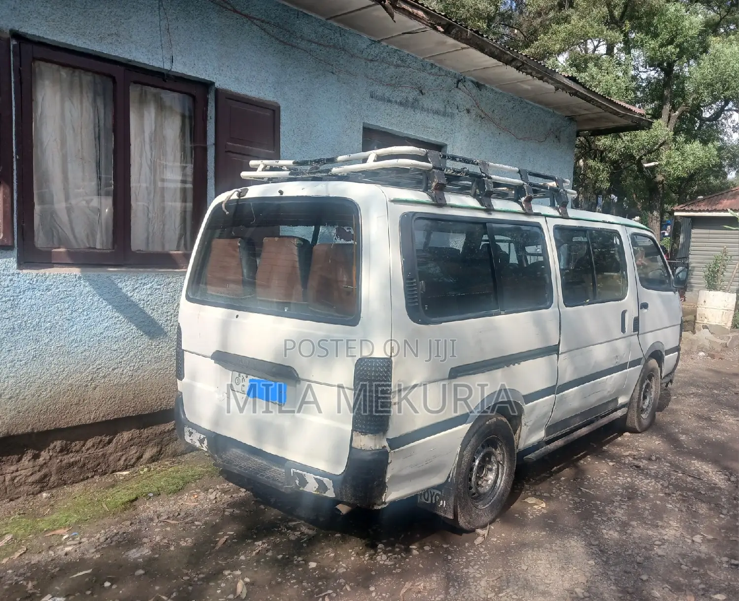 Toyota Hilux 1999 White