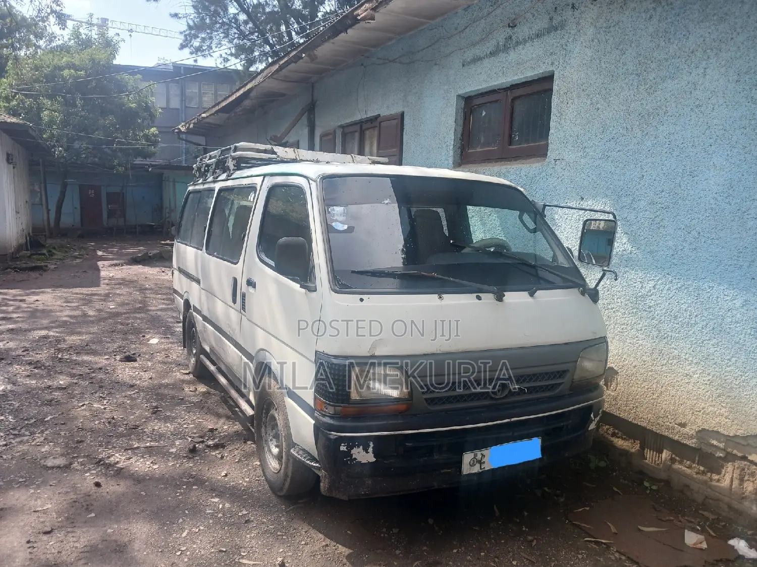 Toyota Hilux 1999 White