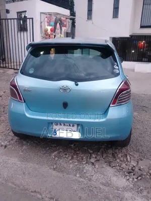Toyota Vitz 2005