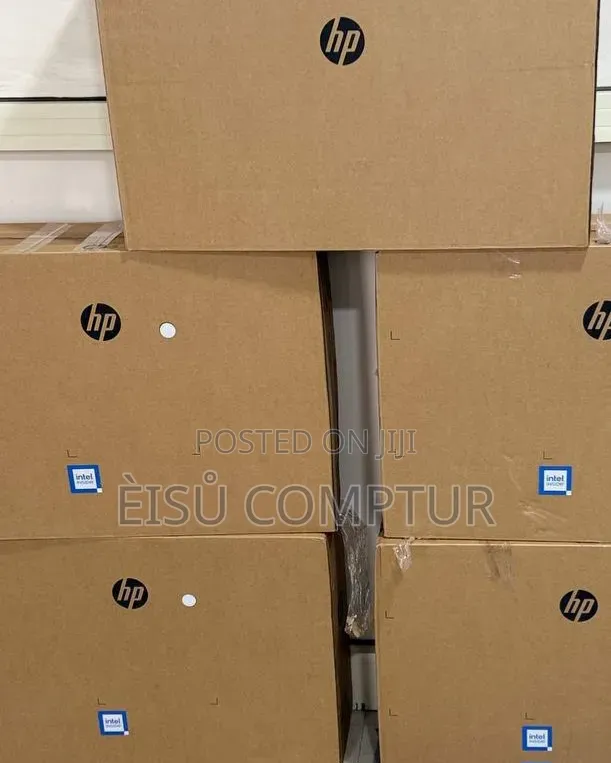 New HP 200 G4 22 All-in-One 8GB Intel Core i5 SSD 512GB