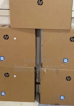 New HP 200 G4 22 All-in-One 8GB Intel Core i5 SSD 512GB