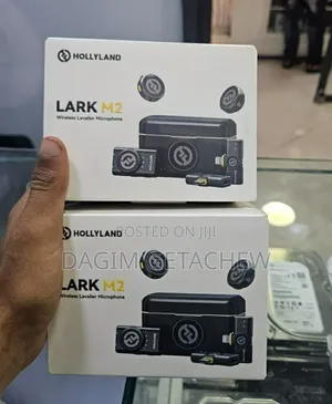 Brand New Hollyland Lark M2 Wireless Lavalier Microphone Combo Set