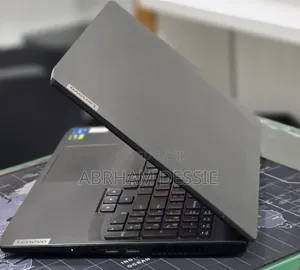 New Laptop Lenovo 8GB Intel Core i5 SSD 512GB