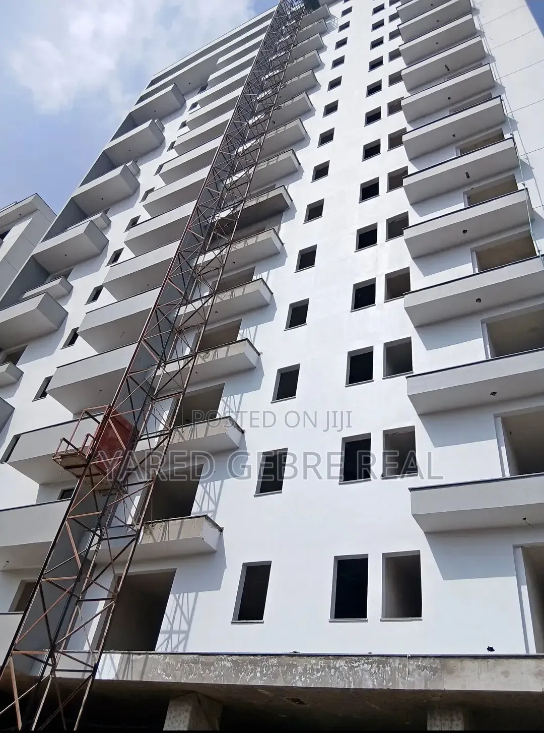 1bdrm Apartment in Real Estate, Bole for sale