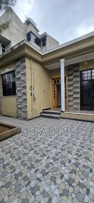 Furnished 5bdrm Villa in Bole Ayat for sale