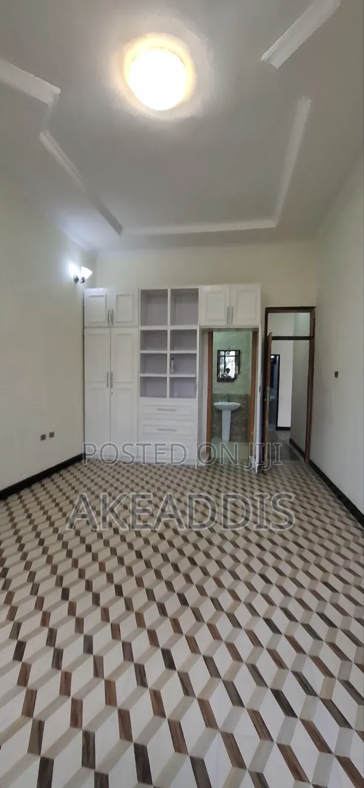 Furnished 5bdrm Villa in Bole Ayat for sale