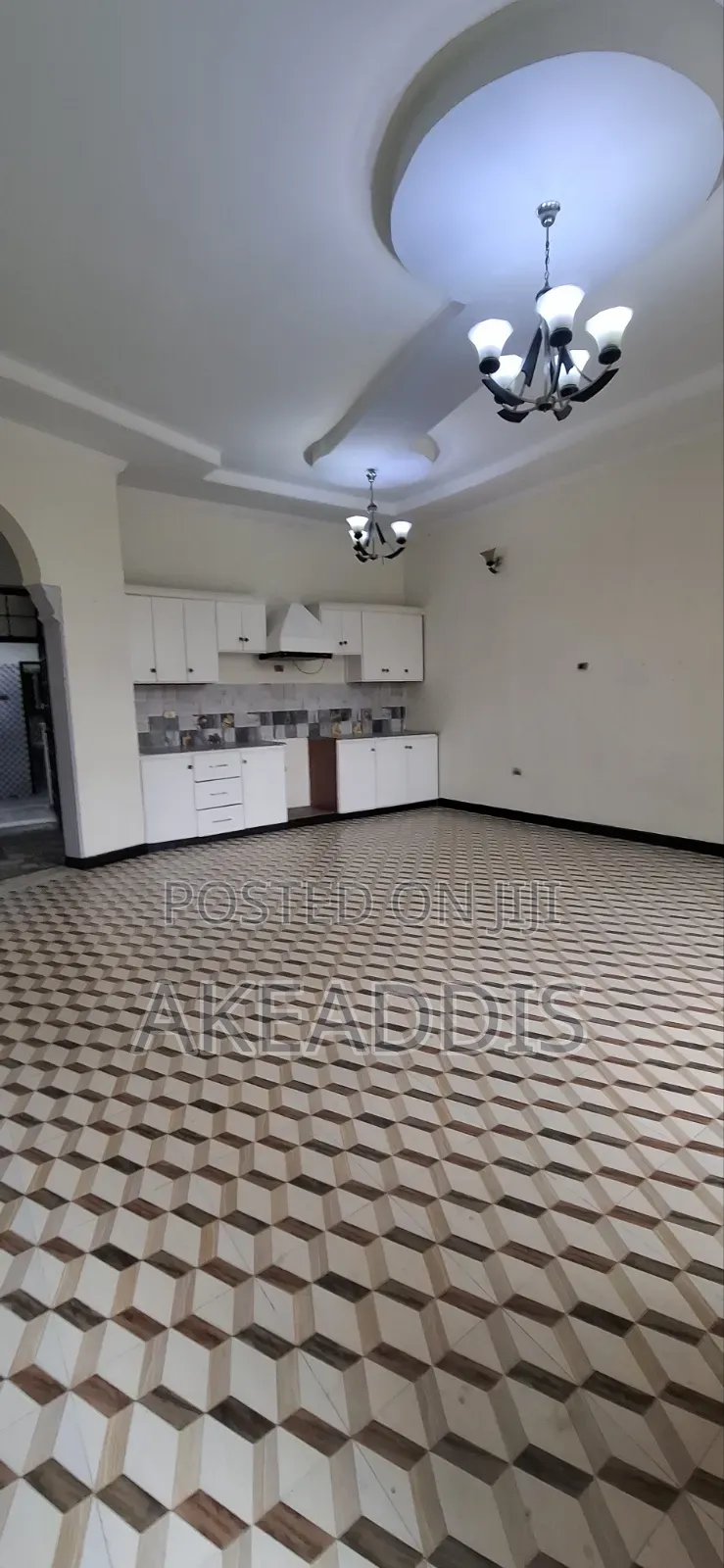 Furnished 5bdrm Villa in Bole Ayat for sale