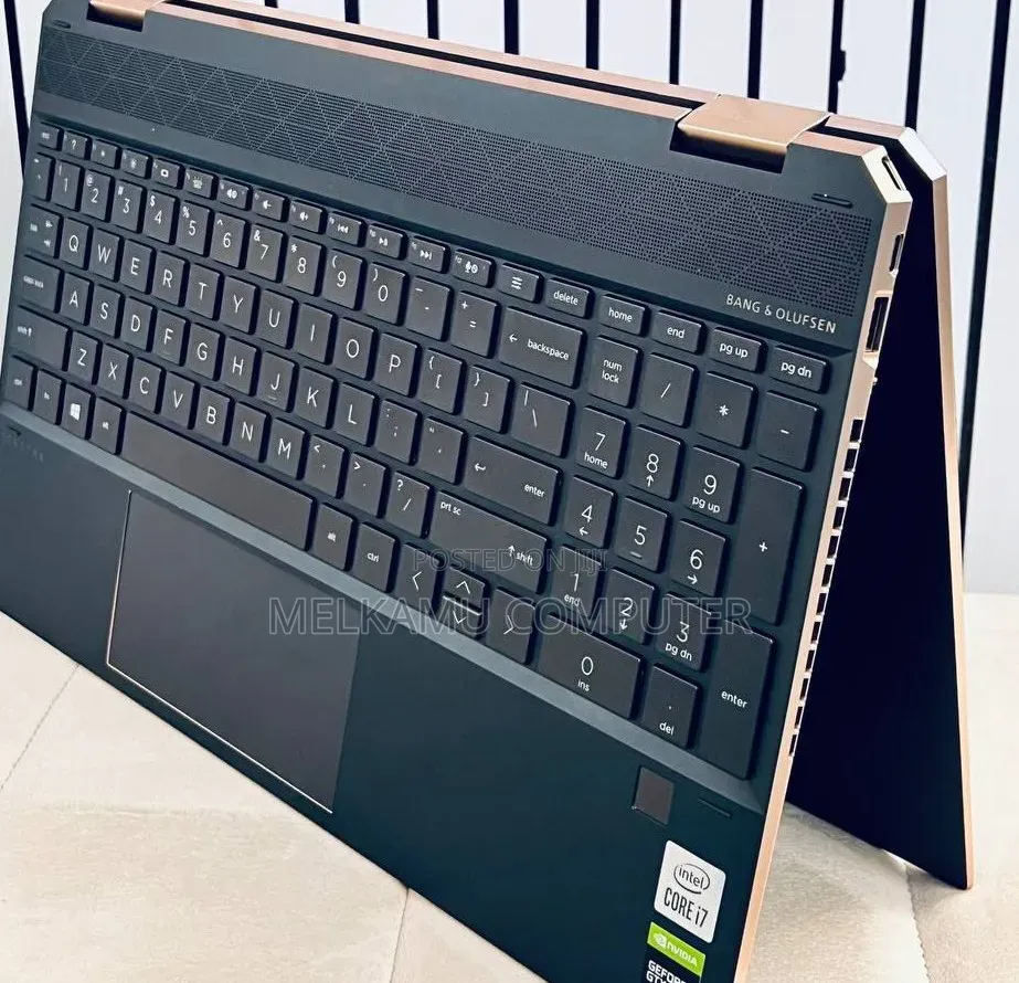 New Laptop HP Spectre X360 16GB Intel Core i7 SSD 1T