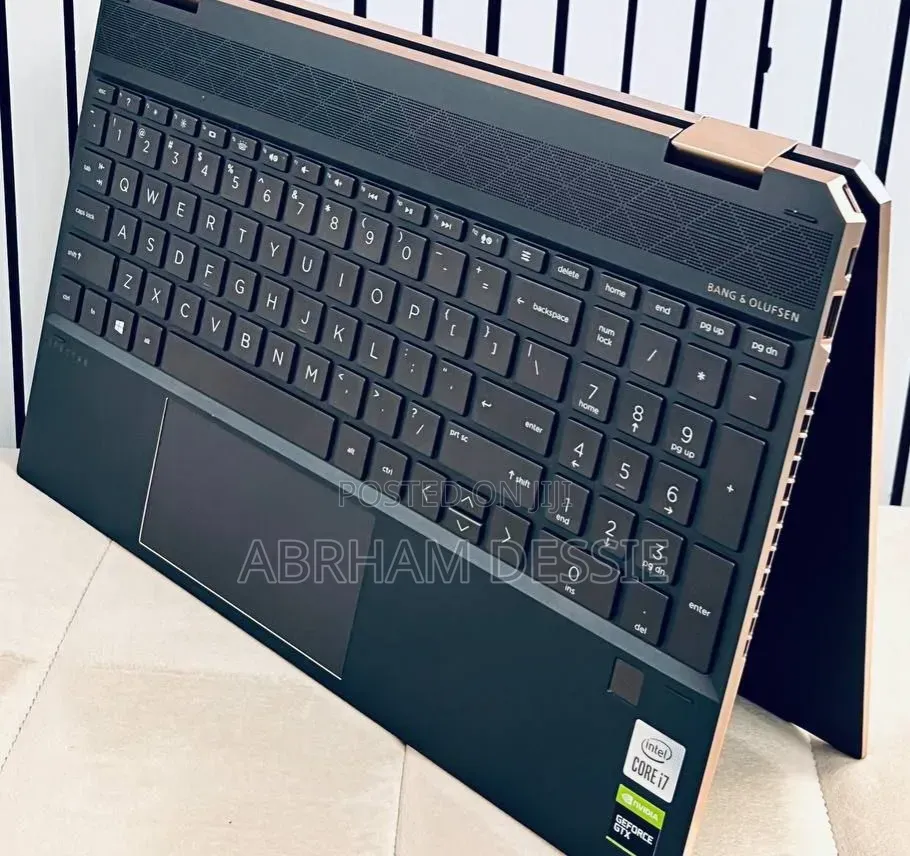 New Laptop HP Spectre 16GB Intel Core i7 SSD 1T