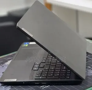 New Laptop Lenovo 8GB Intel Core i5 SSD 512GB
